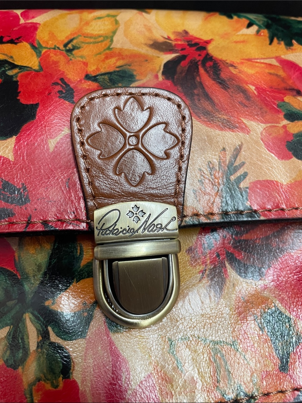 NWOT Patricia Nash ‘Lanza’ Spring Floral Crossbody - Picture 10 of 16